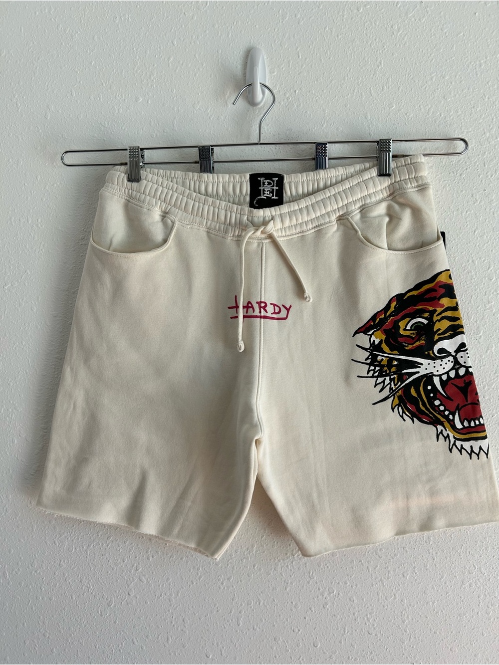 Ed Hardy Screaming Tiger Sweat Shorts Men's Size L Ivory Drawstring Waist